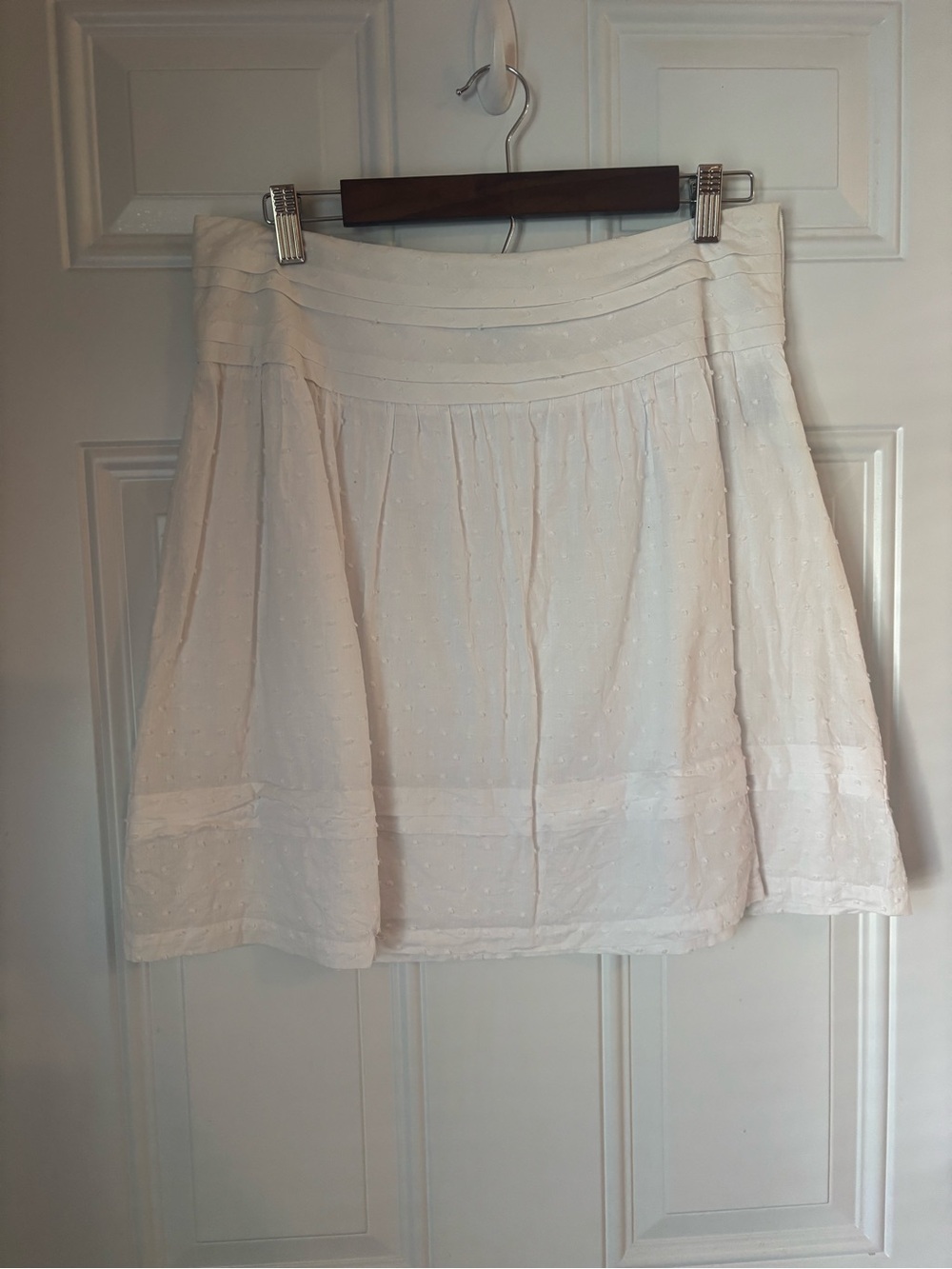 Star City White A-Line Skirt with Subtle Dot Texture